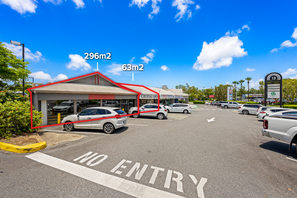 2/13 Sir John Overall Drive, HELENSVALE, QLD 4212