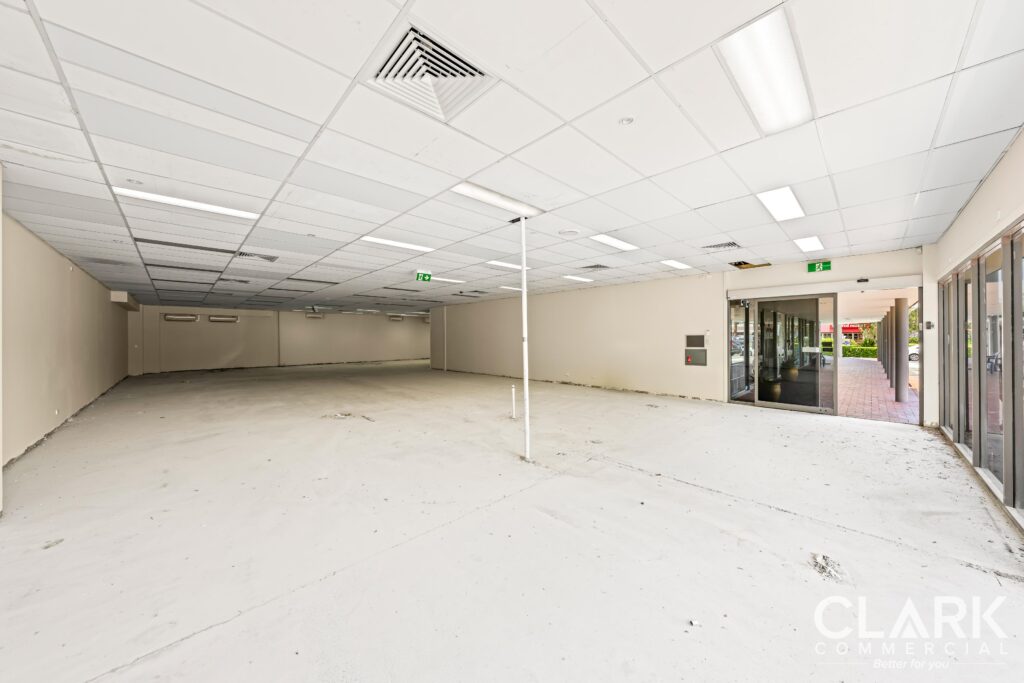 2/13 Sir John Overall Drive, HELENSVALE, QLD 4212