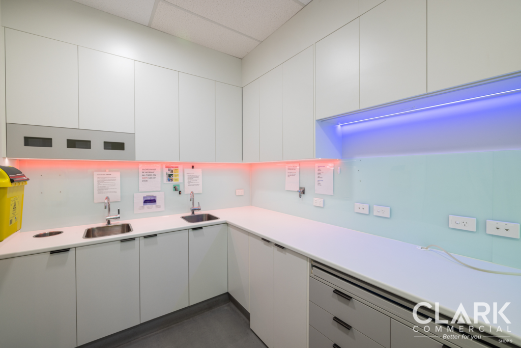 458 Olsen Avenue, MOLENDINAR, QLD 4214