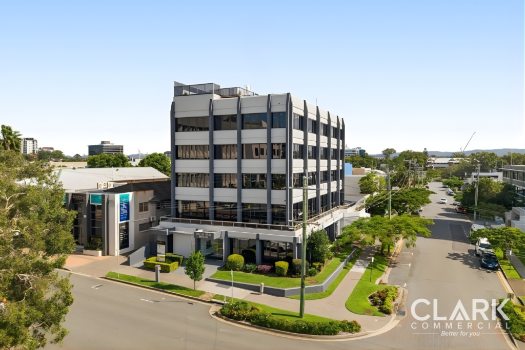2/52 Davenport Street, SOUTHPORT, QLD 4215