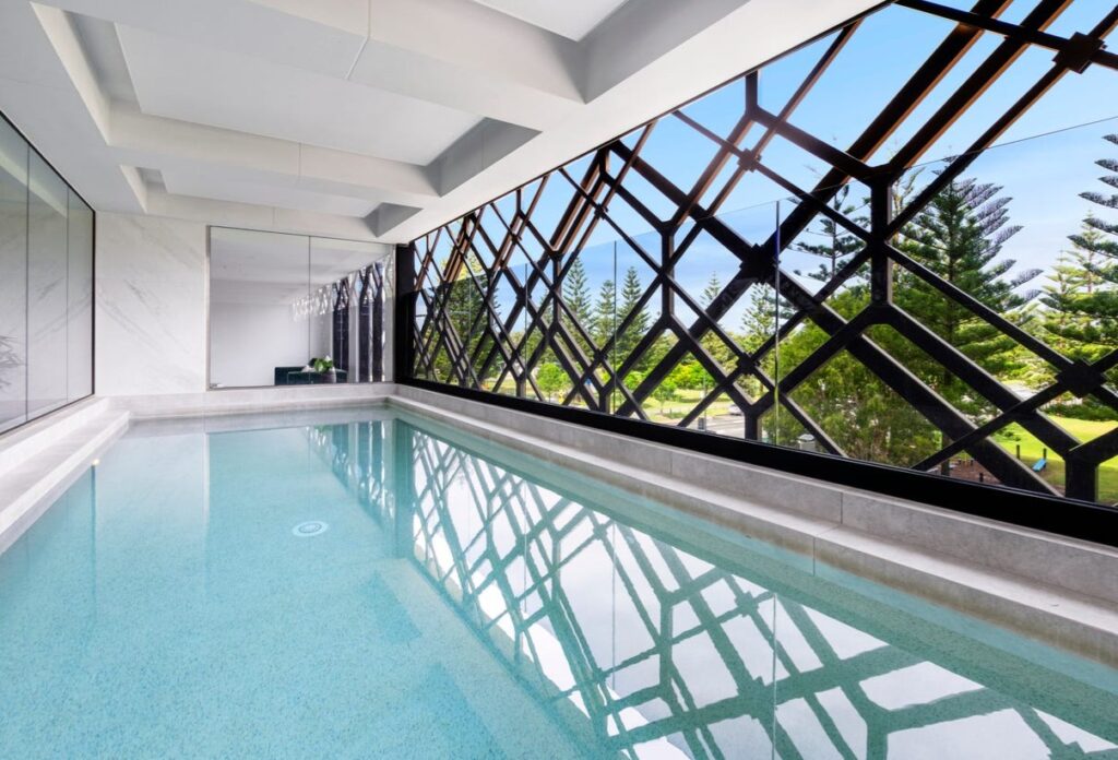 103/185 Old Burleigh Road, BROADBEACH, QLD 4218