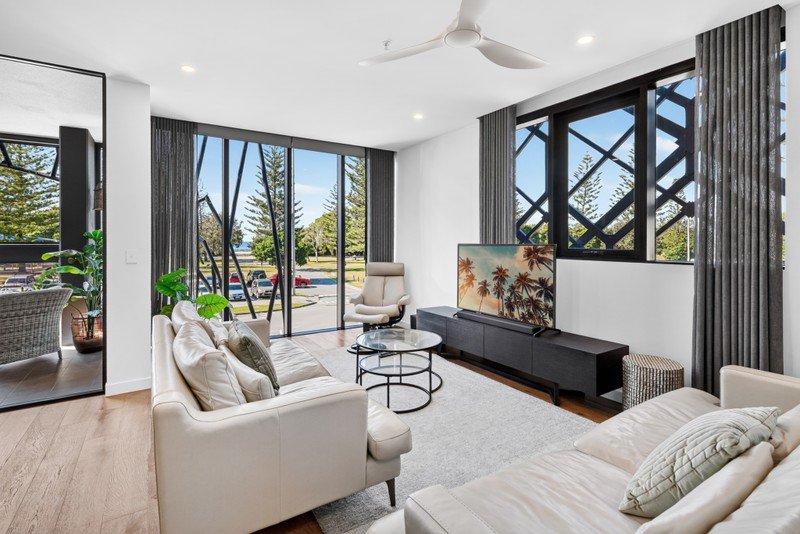 103/185 Old Burleigh Road, BROADBEACH, QLD 4218